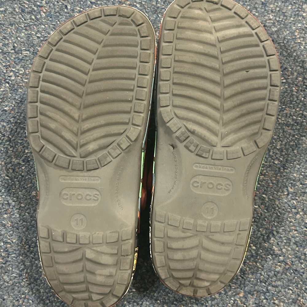 Crocks - Picture 3 of 4